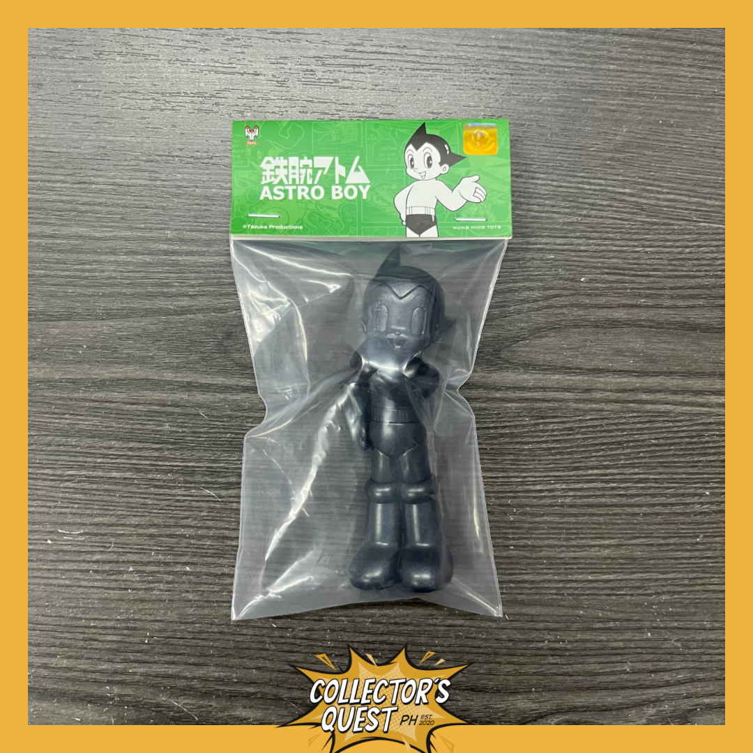 (IN STOCK) 1331 Hung Hing Toys Astro Boy Confidence Pearl Black Vinyl Figure