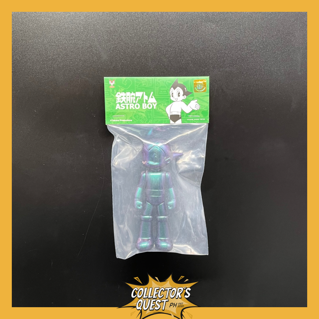 (IN STOCK) 0822 Hung Hing Toys Astro Boy Standing Make Fist Green Vinyl Figure