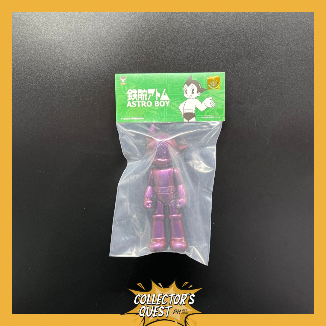 (IN STOCK) 0846 Hung Hing Toys Astro Boy Standing Make Fist Violet Vinyl Figure