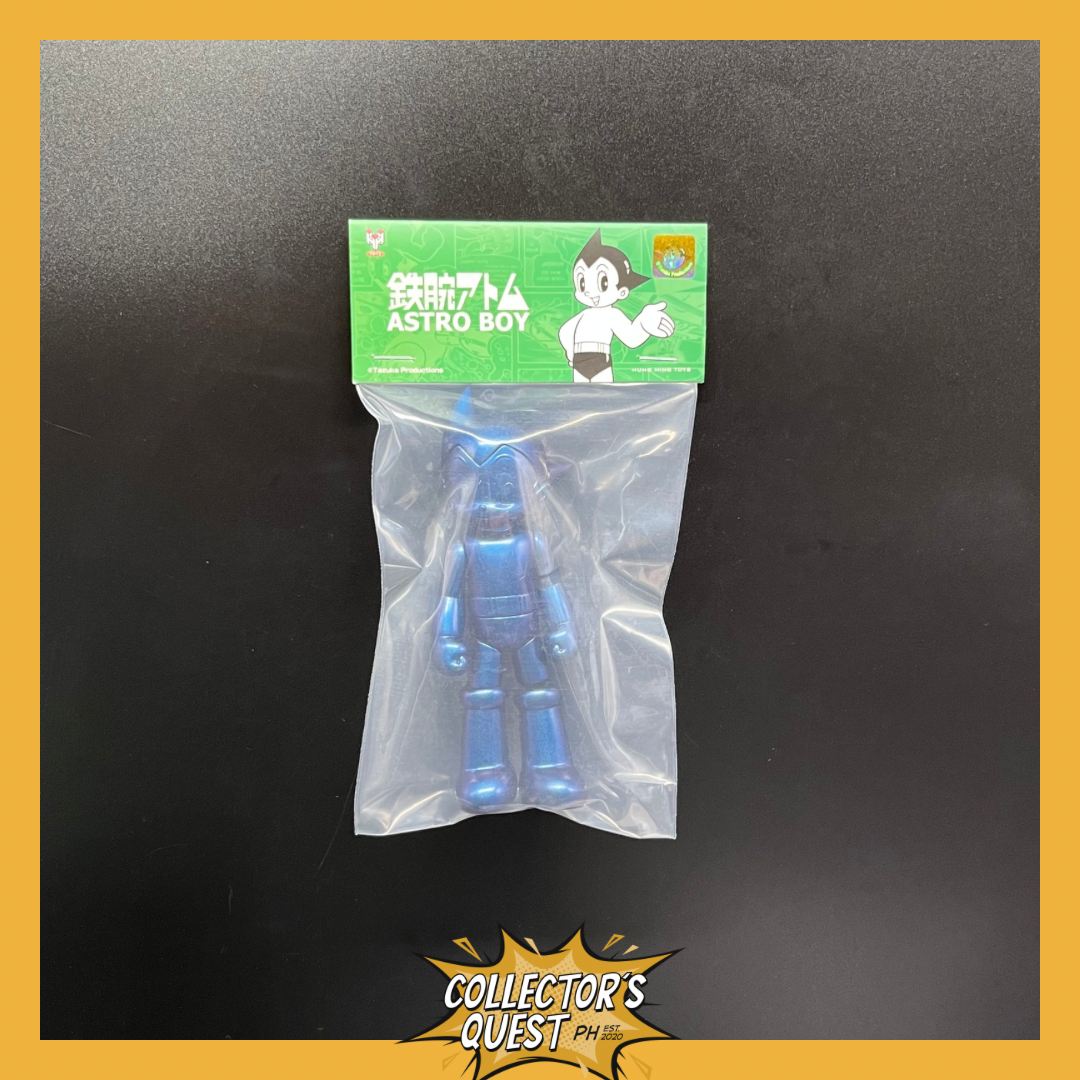 (IN STOCK) 0839 Hung Hing Toys Astro Boy Standing Make Fist Blue Vinyl Figure