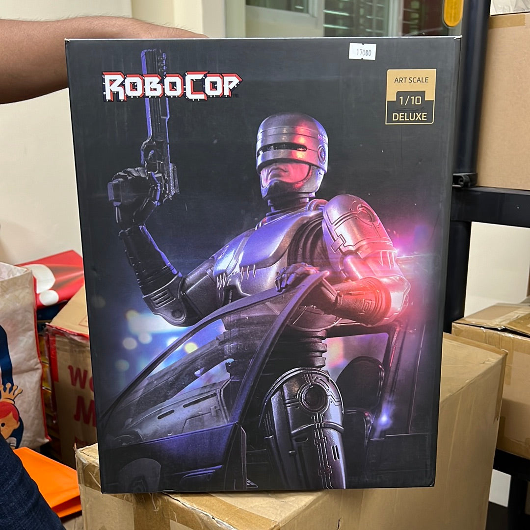 (IN STOCK) Iron Studios Robocop Deluxe Statue