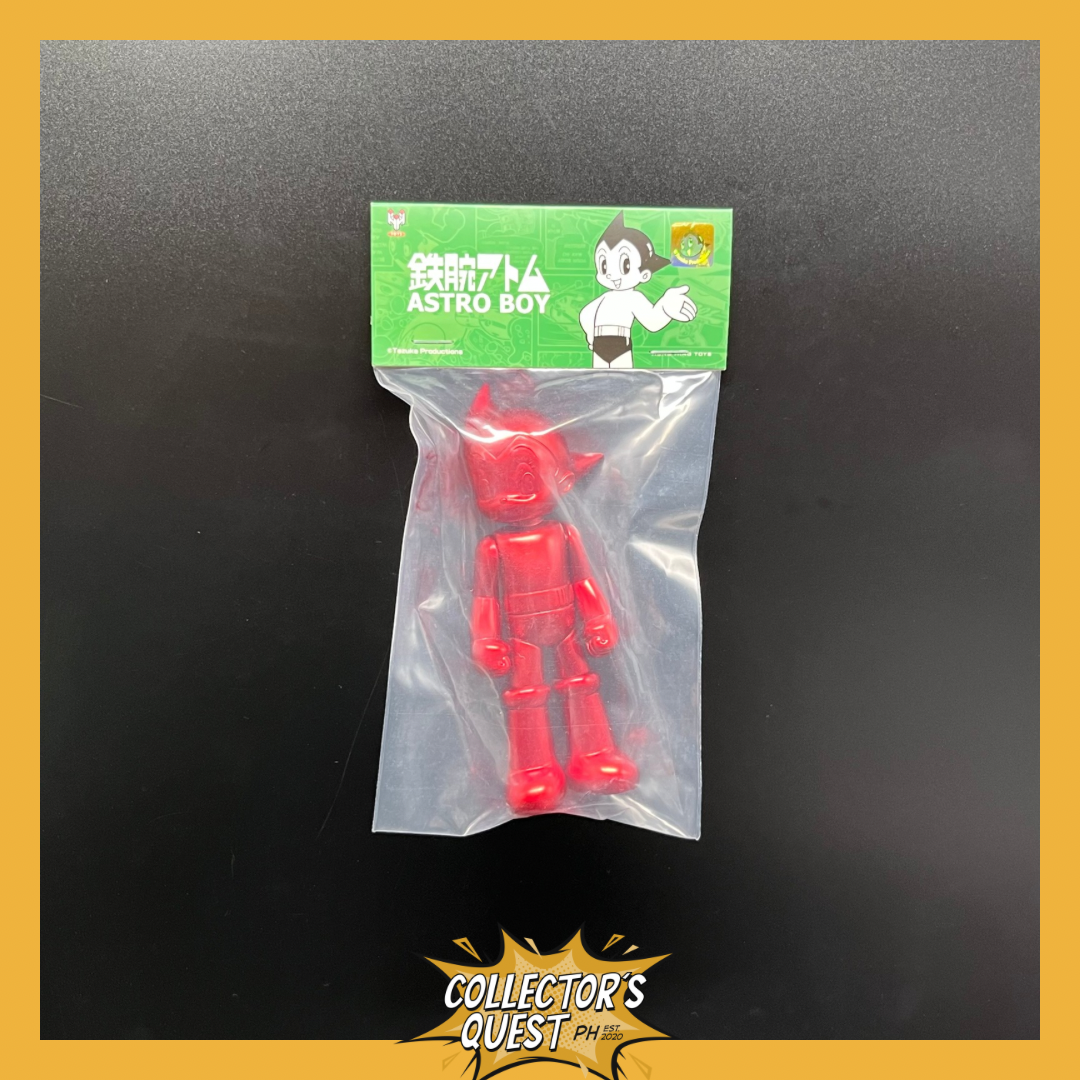 (IN STOCK) 0525 Hung Hing Toys Astro Boy Standing Make Fist Red Vinyl Figure