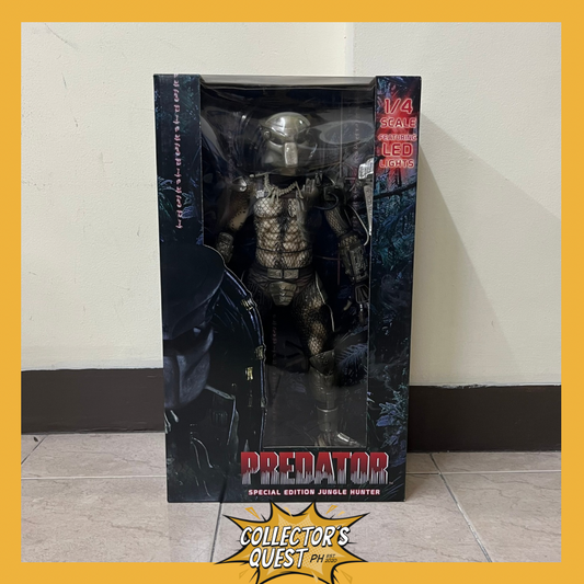 (IN STOCK) NECA Predator - 1/4 Scale Jungle Hunter Predator with LED Lights Action Figure