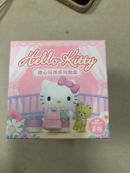 (IN STOCK) Moetch Sanrio Hello Kitty Sweetheart Playmate Series of Mini Box
