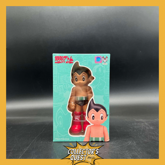 (IN STOCK) TZKH-010 Hung Hing Toys Astro Boy Collection Closed Hands Standing Vinyl Figure