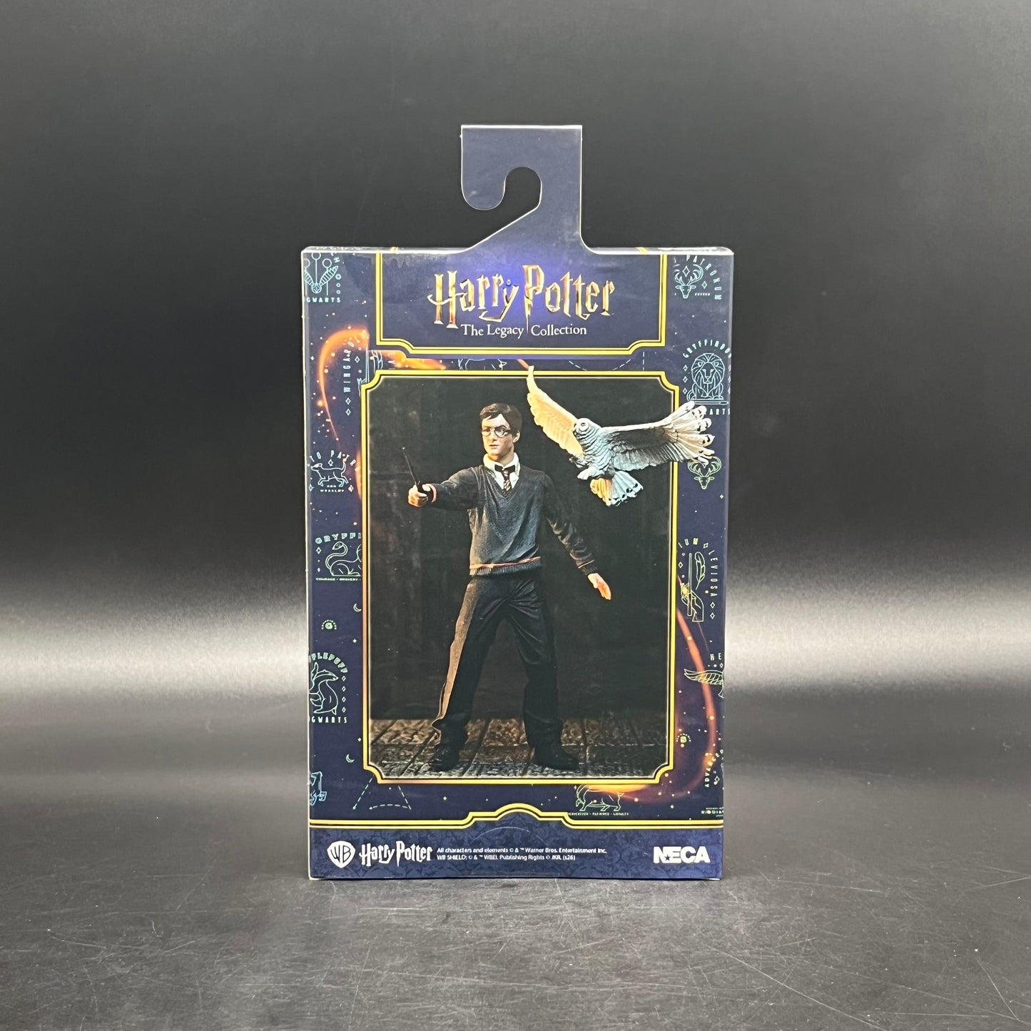(IN STOCK) NECA Harry Potter 7-inch Legacy Collection Harry Potter Action Figure