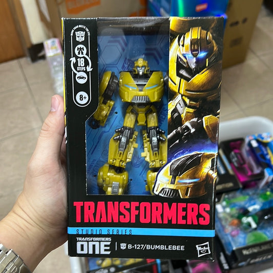 (IN STOCK) Transformers Studio Series Transformers One Bumblebee Action Figure