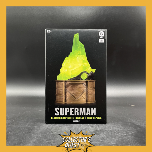 (IN STOCK) Mcfarlane Toys DC Direct Superman Prop Replicas 1/1 Scale Kryptonite Display Statue