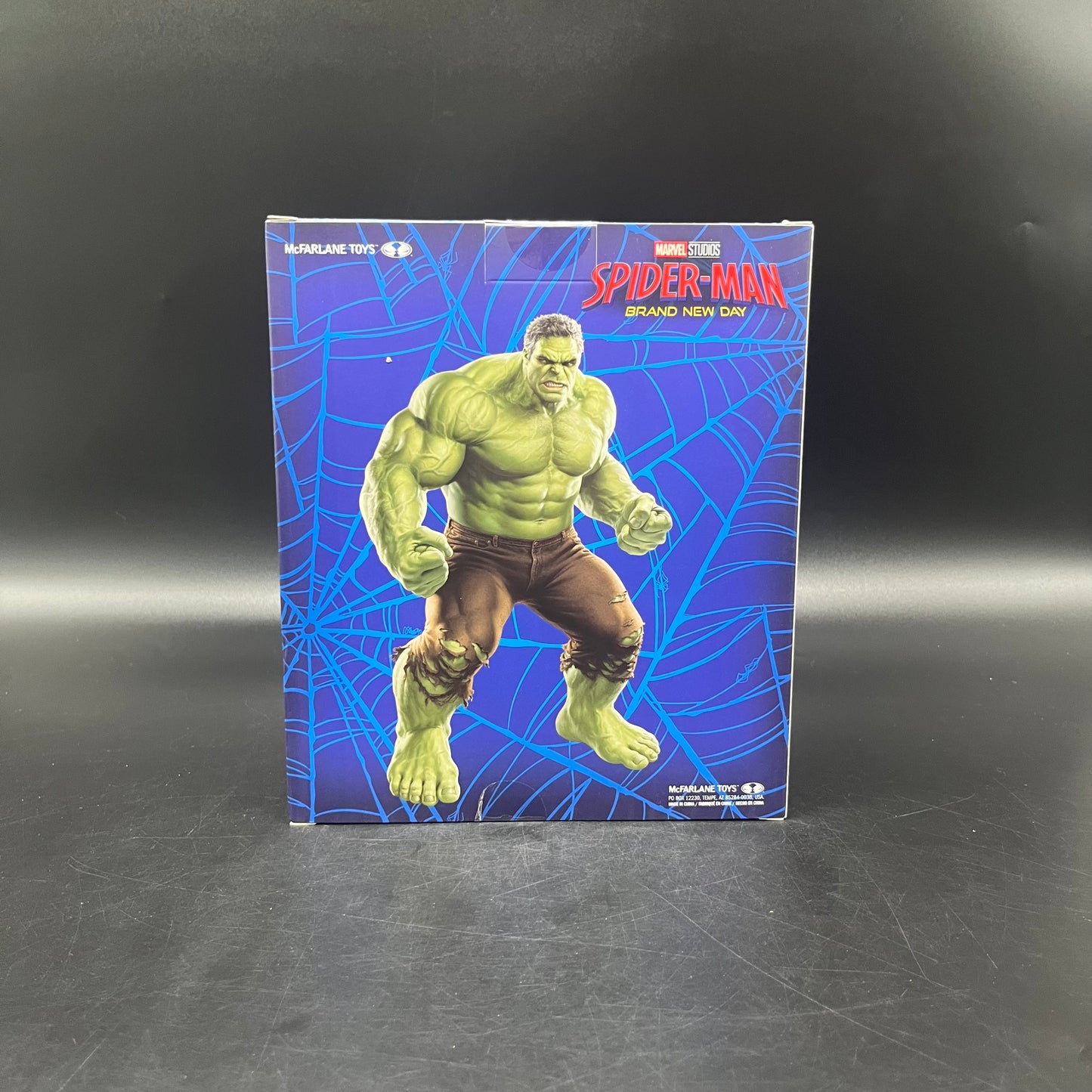 (IN STOCK) Mcfarlane Toys Marvel Collection Spiderman Brand New Day Savage Hulk 1/10 Scale Posed Statue