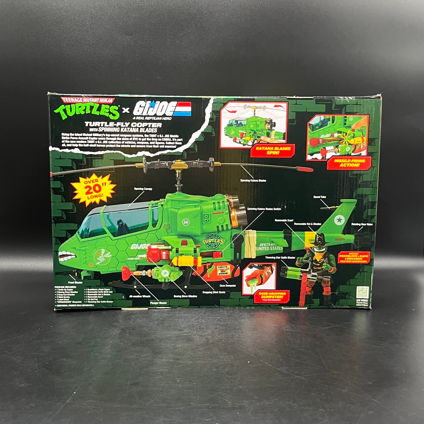 (IN STOCK) Playmates TMNT Teenage Mutant Ninja Turtles x GI Joe Turtle Fly Copter With Spinning Katana Blades with Roadblock x Raph Wild Pilot Figure Set