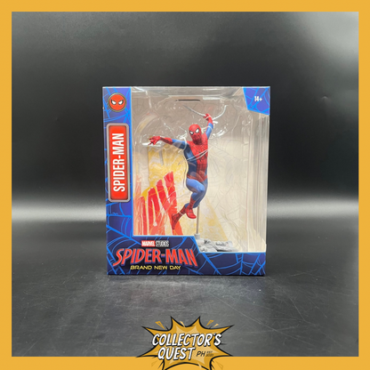 (IN STOCK) Mcfarlane Toys Marvel Collection Spiderman Brand New Day Spiderman 1/10 Scale Posed Statue