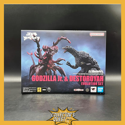 (IN STOCK) SHMonsterarts Godzilla Jr & Destroyah Evolution Action Figure Set